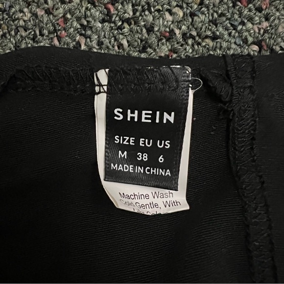 SHEIN Black Bra Basic Bralette Lace Peak-A-Boo Trim Top Shirt Adjustable Strap - Picture 14 of 15